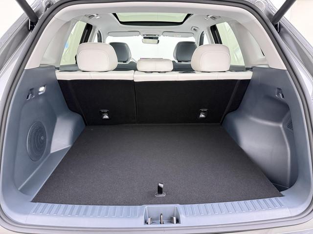 Geely E5