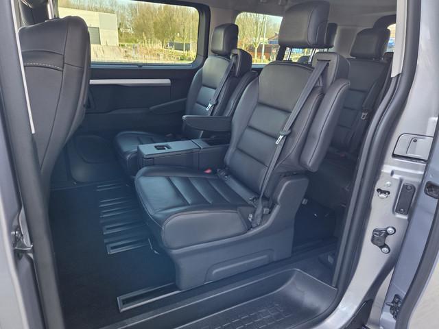 Peugeot e-Traveller