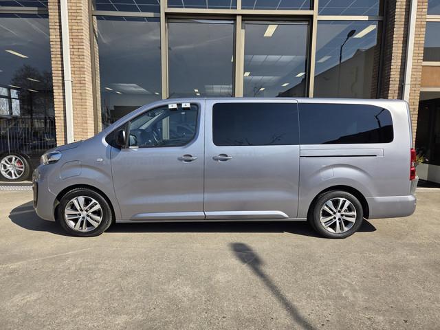 Peugeot e-Traveller