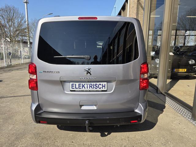 Peugeot e-Traveller
