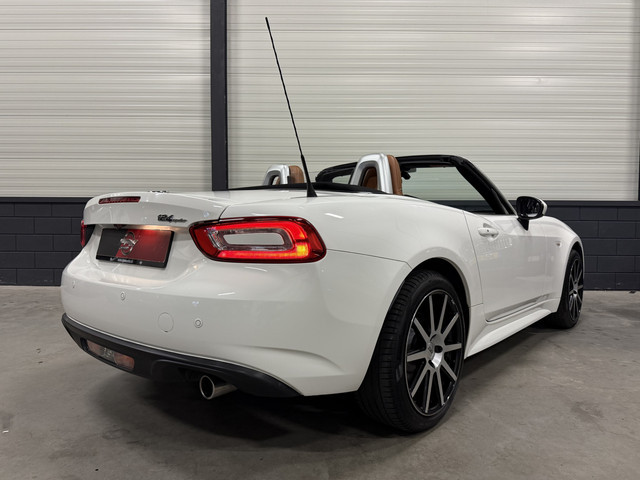 Fiat 124 Spider