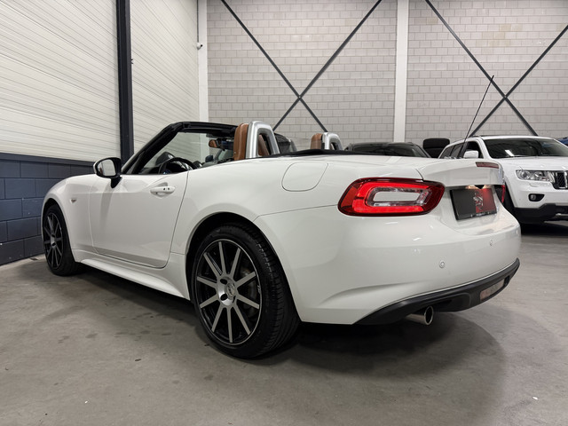 Fiat 124 Spider