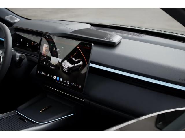 Lynk & Co 08
