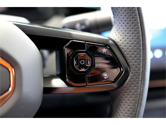 Lynk & Co 08
