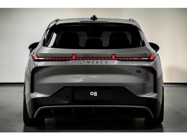 Lynk & Co 08