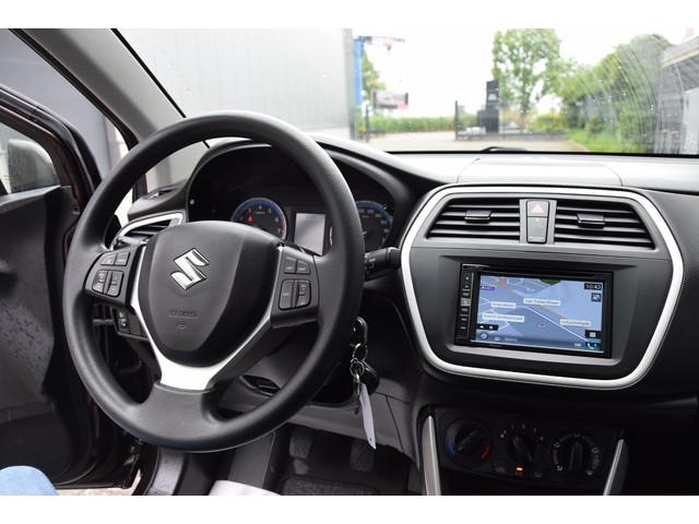 Suzuki S-Cross