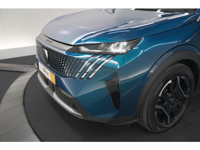 Peugeot E-3008