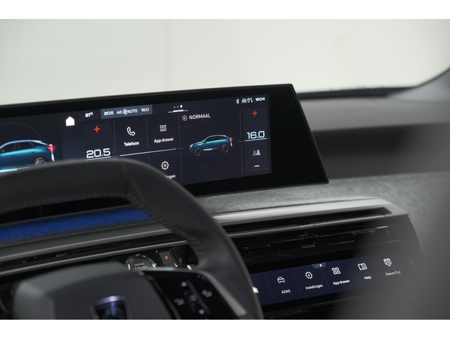 Peugeot E-3008