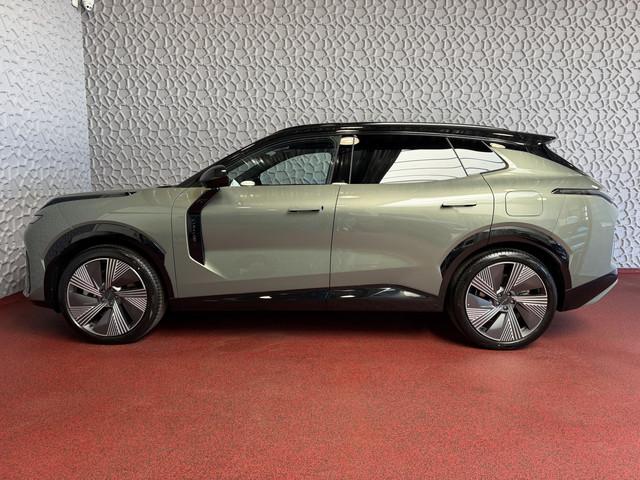 Lynk & Co 08