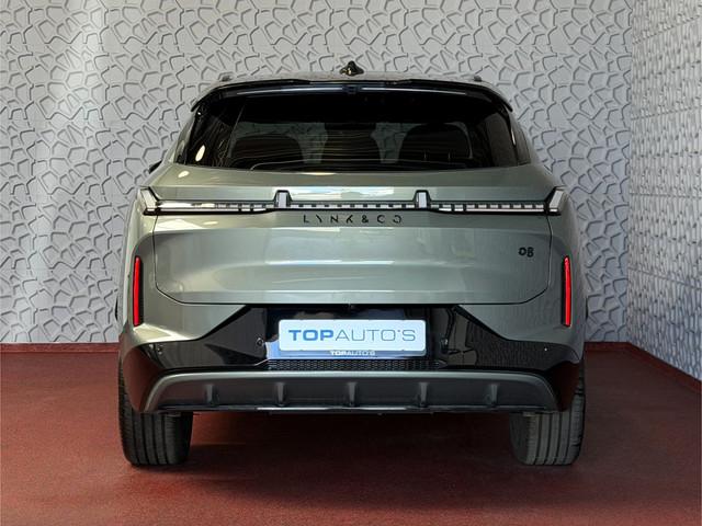 Lynk & Co 08