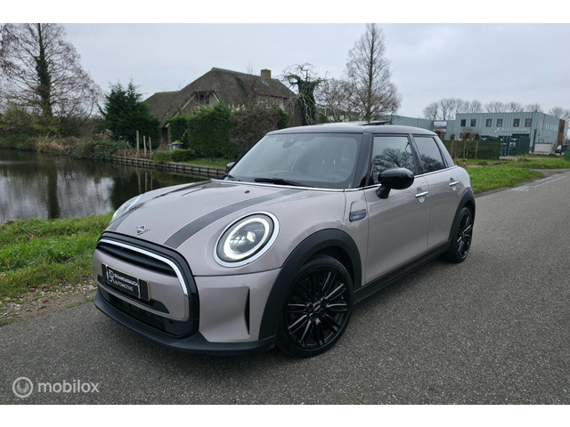 Mini Cooper 2022 Benzine