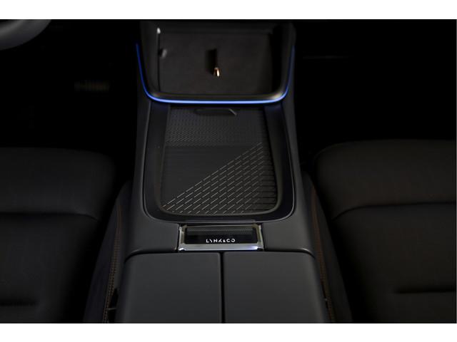 Lynk & Co 08