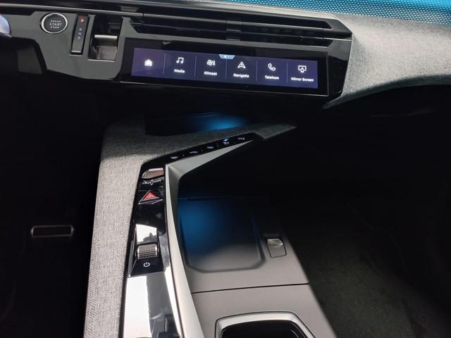 Peugeot E-3008