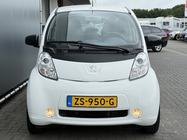 Peugeot iOn