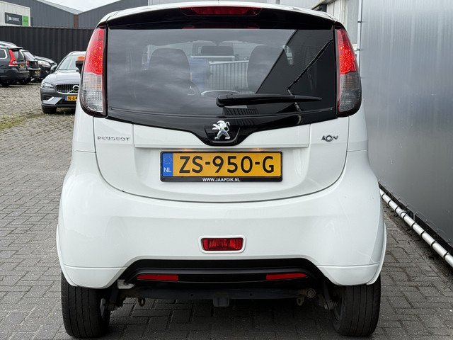 Peugeot iOn