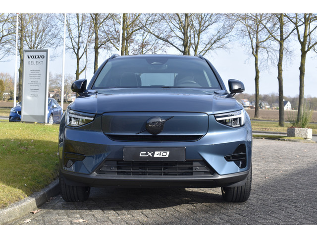 Volvo EX40