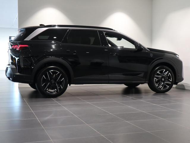 Peugeot E-5008