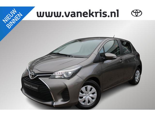 Toyota Yaris 2016 Benzine