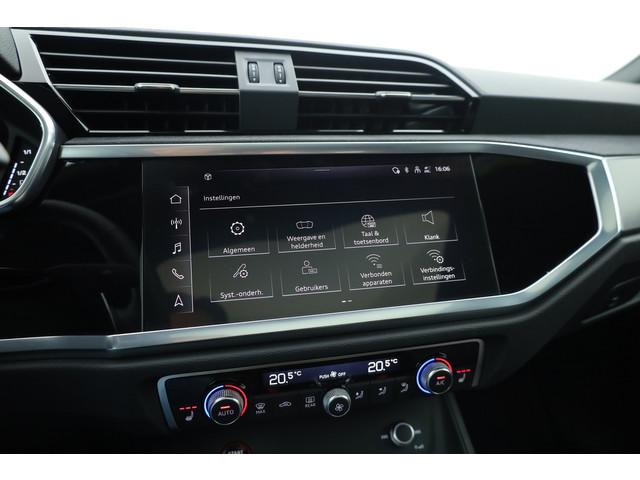 Audi RSQ3