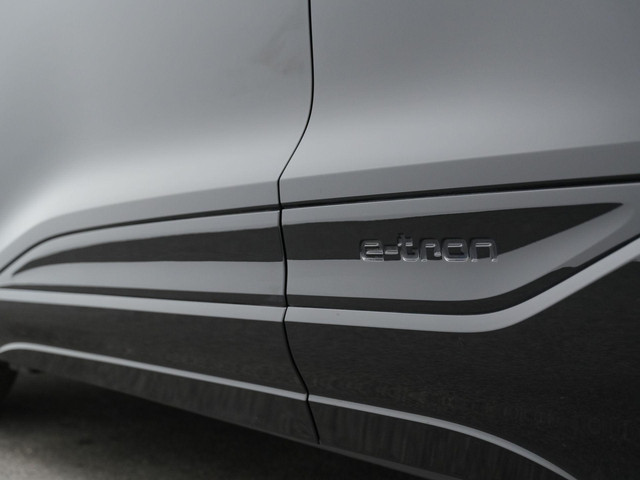 Audi SQ6 e-tron