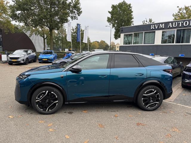 Peugeot E-3008