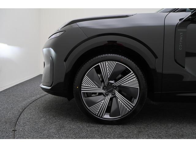 Lynk & Co 08