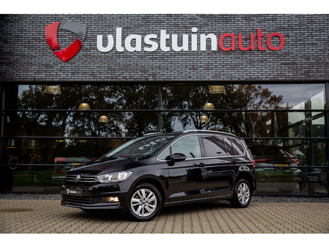 Volkswagen Touran 2023 Benzine