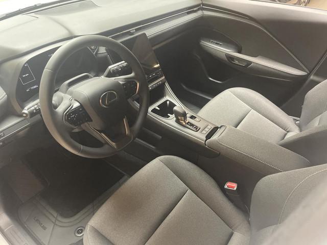Lexus LBX