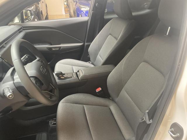Lexus LBX