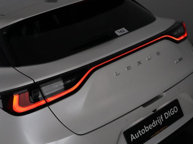 Lexus LBX