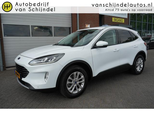 Ford Kuga 2021 Benzine