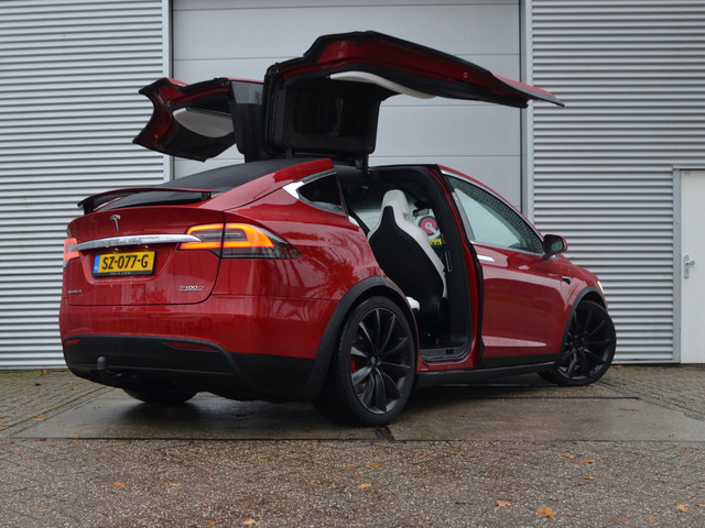 Tesla Model X