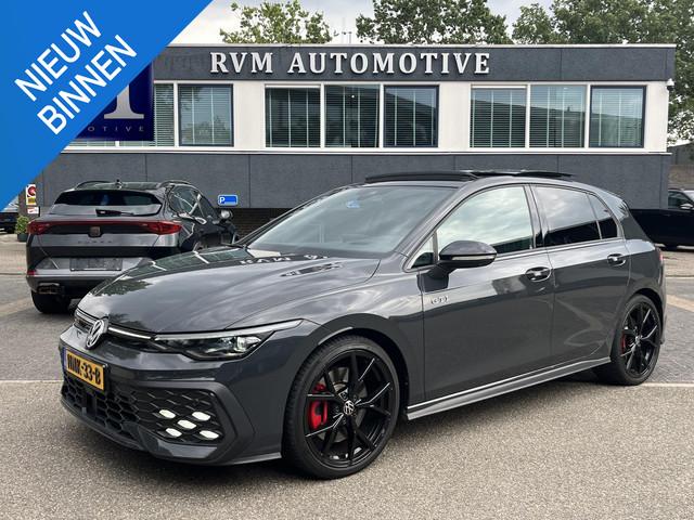 Volkswagen Golf 2024 Benzine