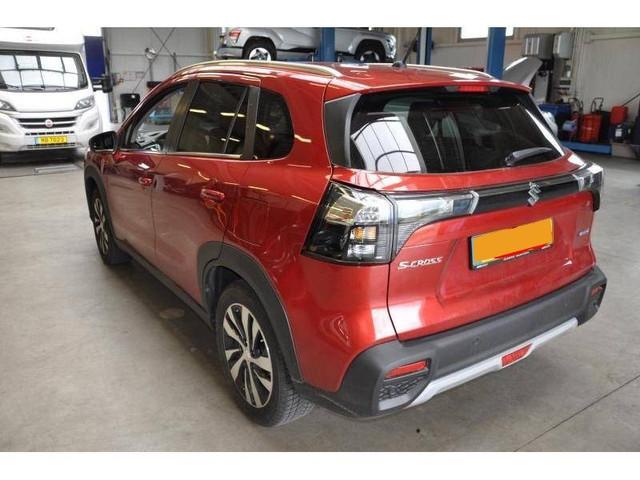 Suzuki S-Cross