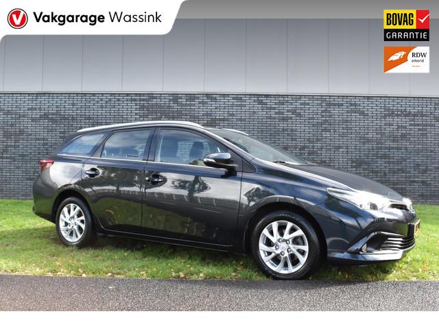 Toyota Auris 2016 Benzine