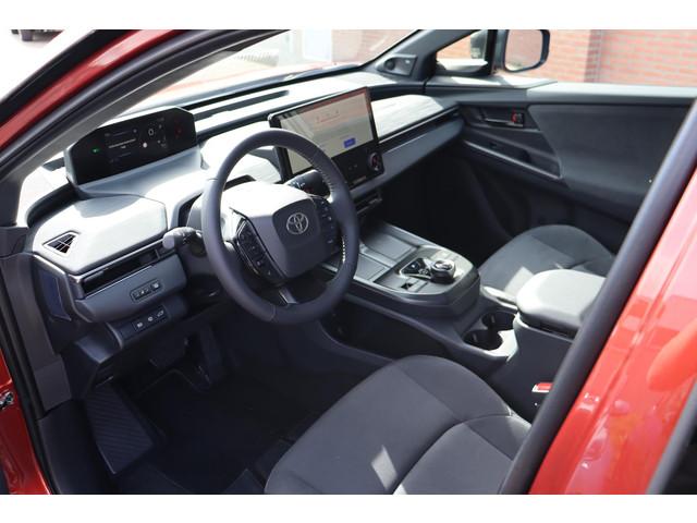 Toyota CHR +
