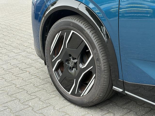 Peugeot E-3008