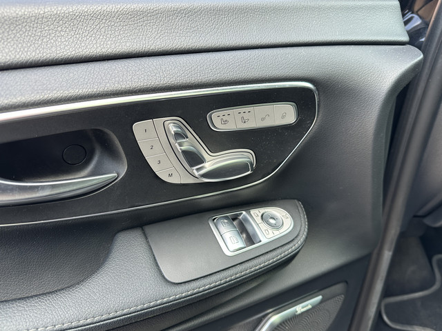 Mercedes-Benz Eqv