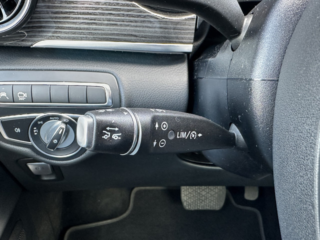 Mercedes-Benz Eqv
