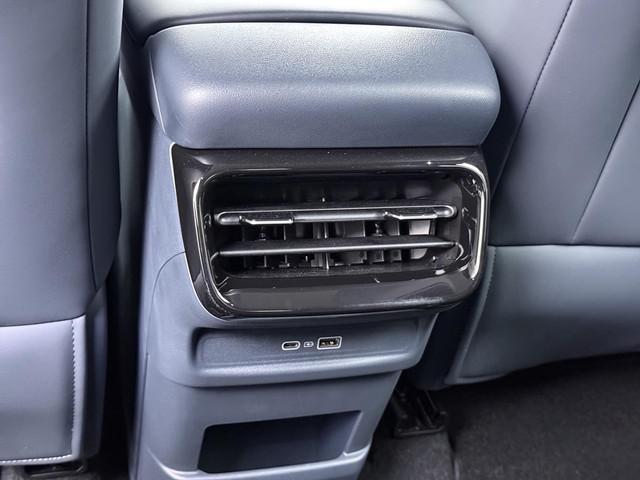 Geely E5