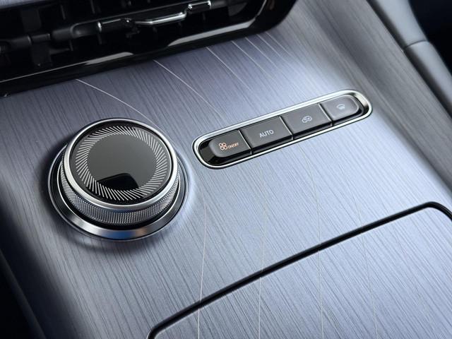 Geely E5