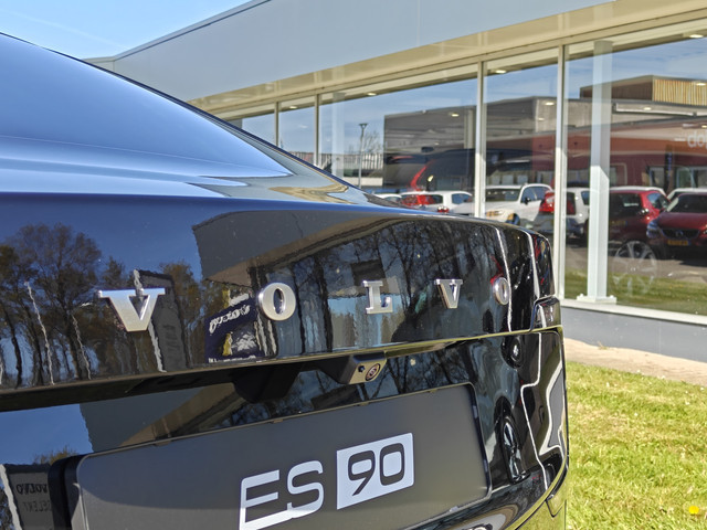 Volvo ES90