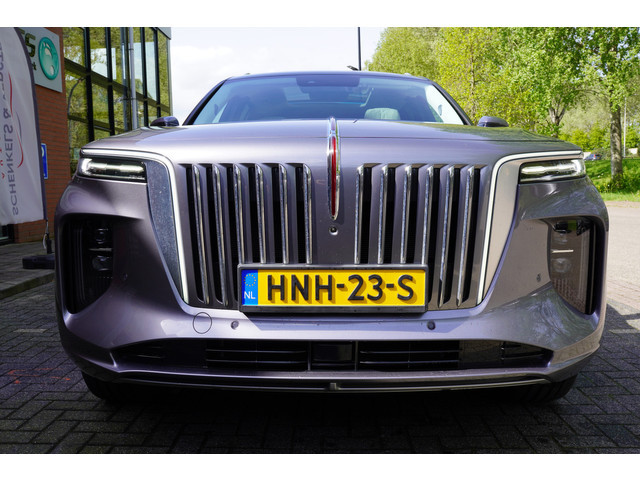 Hongqi E-HS9