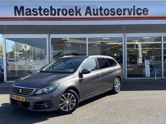 Peugeot 308 2021 Benzine
