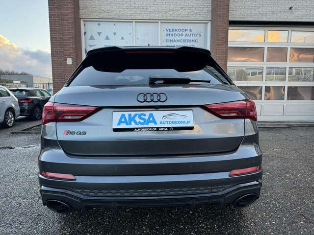 Audi RSQ3