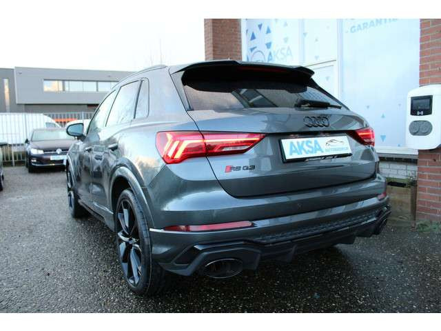 Audi RSQ3
