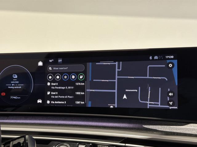 Peugeot E-3008