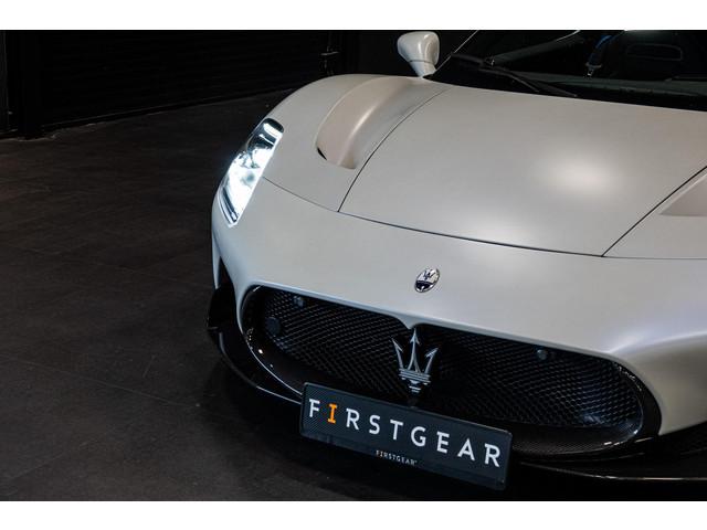 Maserati MC20