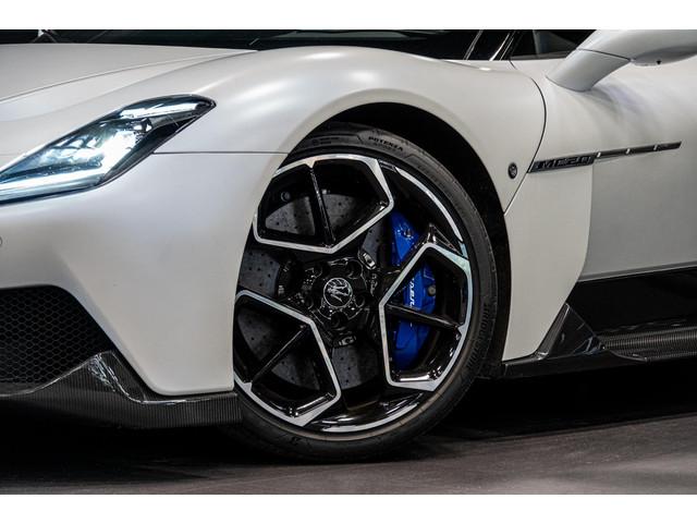 Maserati MC20