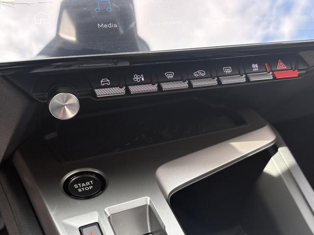 Peugeot E-308